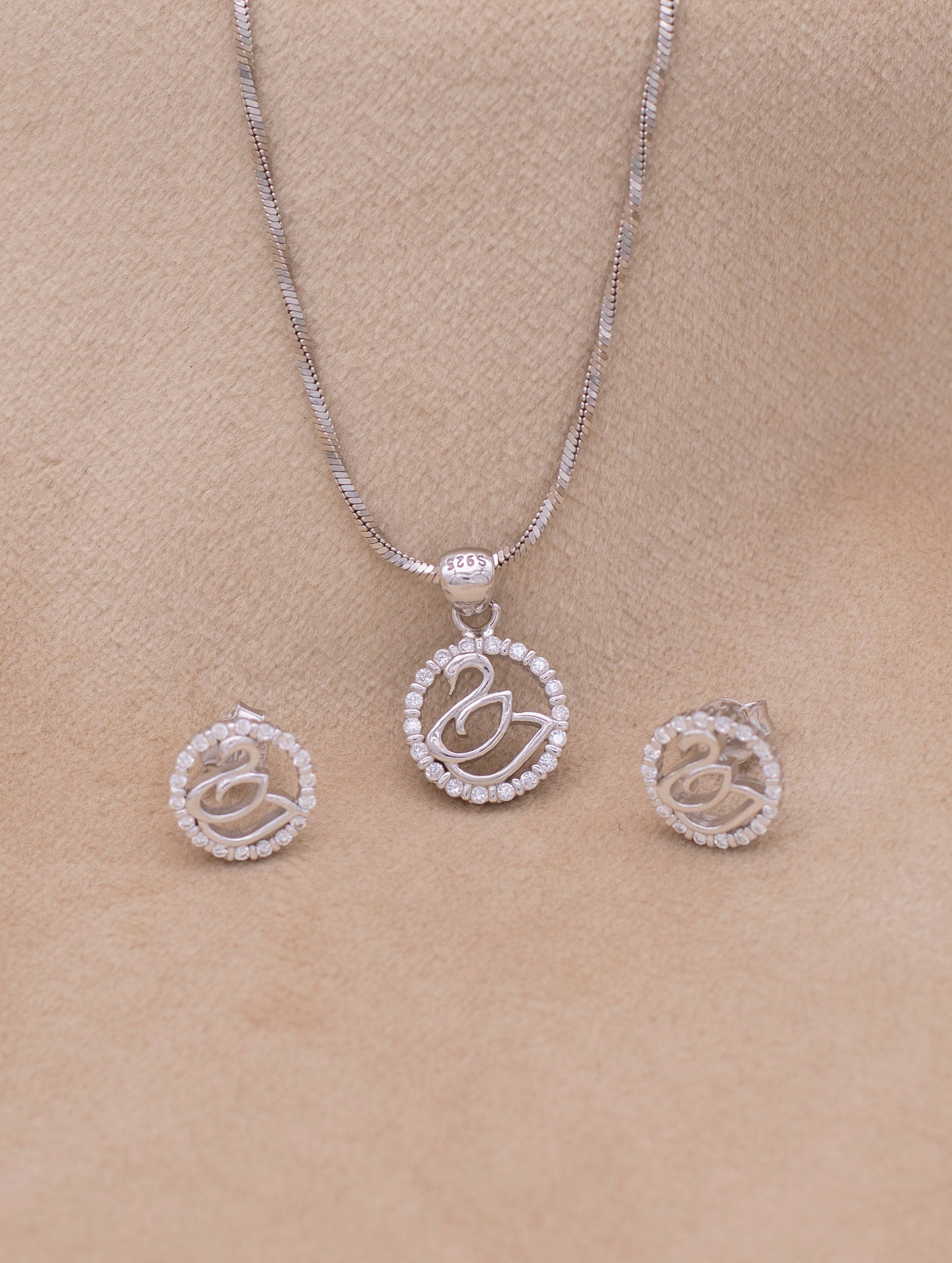 PENDANT SET (STYLE 4276)