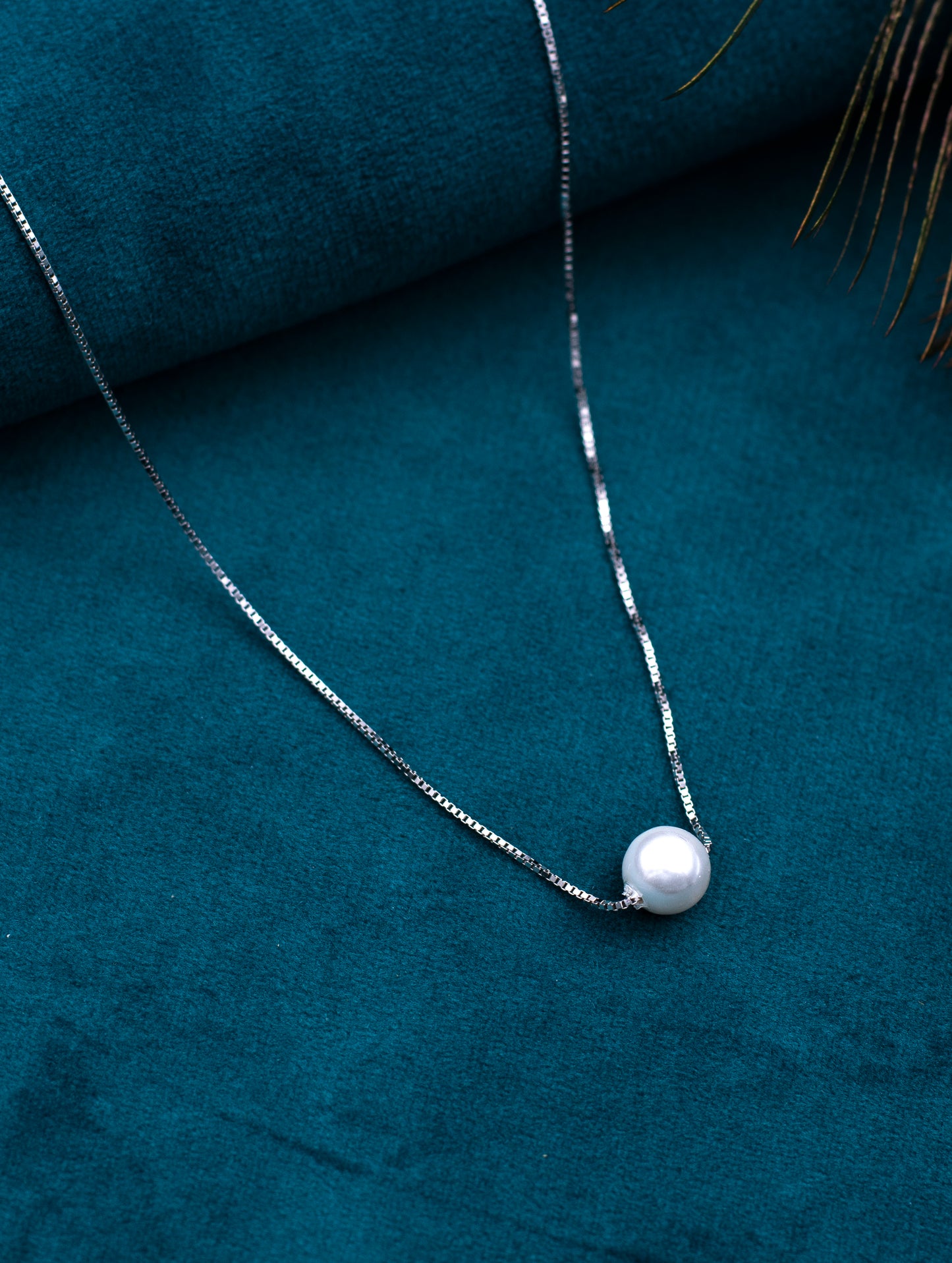 Natural pearl sterling silver chain
